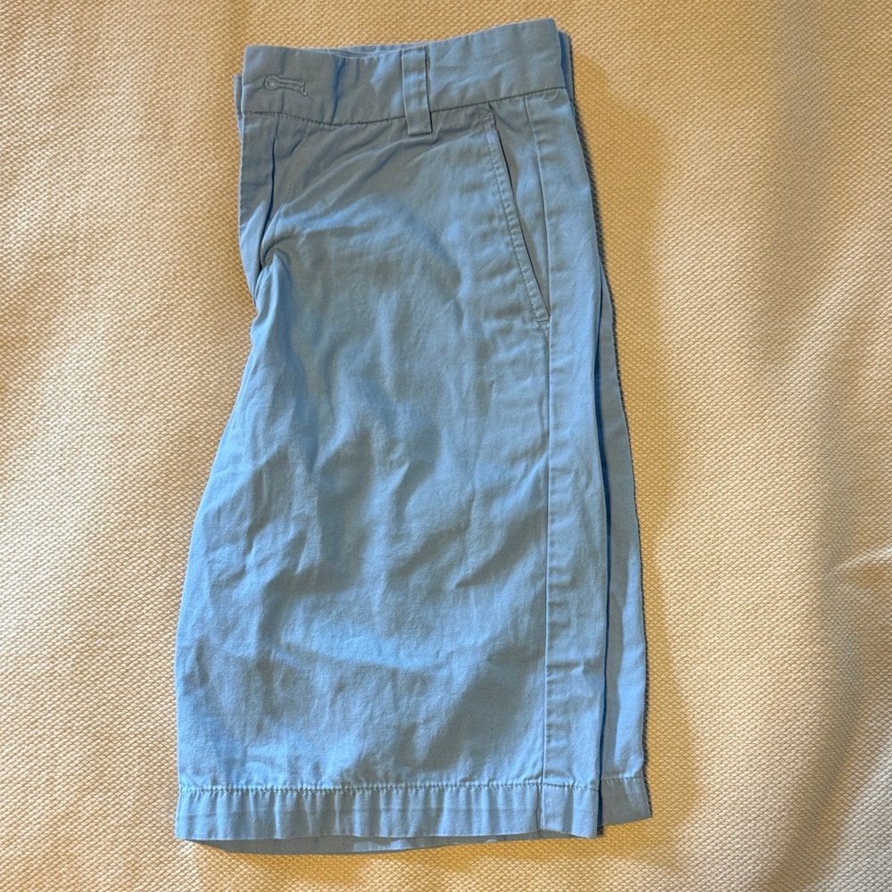Vineyard Vines boys blue Chino shorts size 12